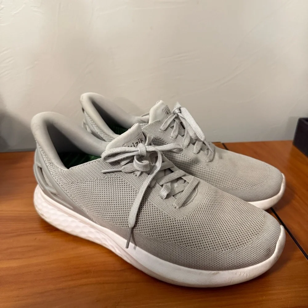 Kizik‎ Men's Athens Grey Slip On Easy On Sneaker Shoe Walking Running 10.5